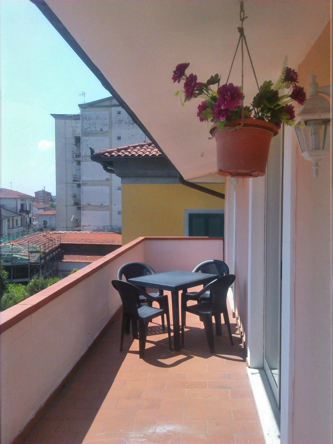 Holiday Matteotti Montecatini Terme Luaran gambar